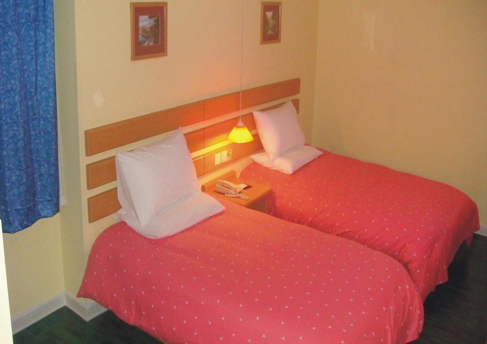 Home Inn Guangzhou Guangdong University Of Foreign Studies Baiyun Avenue Εξωτερικό φωτογραφία